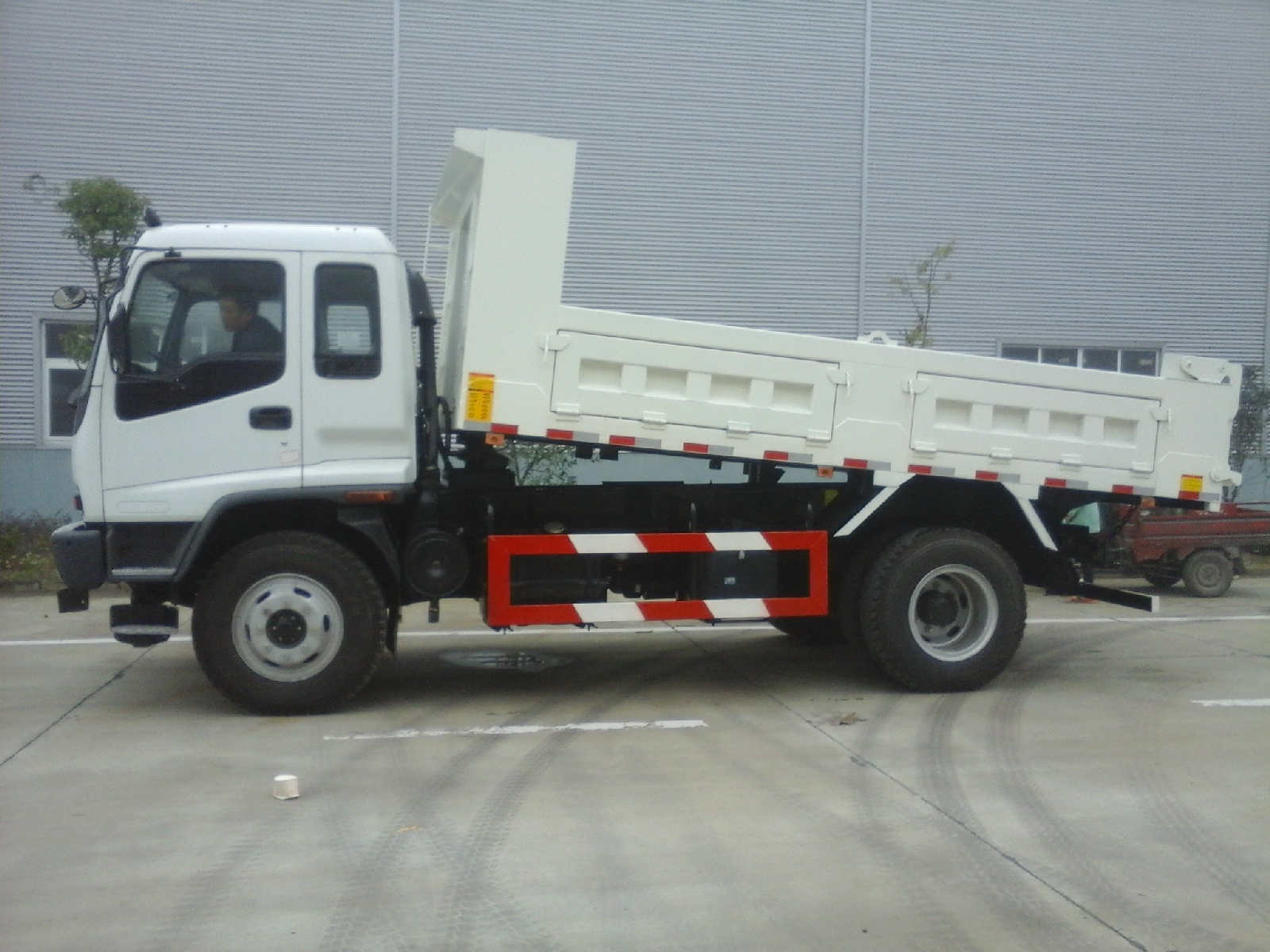 japan 6hk engine FVR dump truck 240hp 20 ton tippe