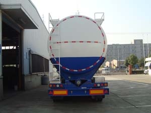 XBQ9340ZSLA50型散装饲料运输半挂车