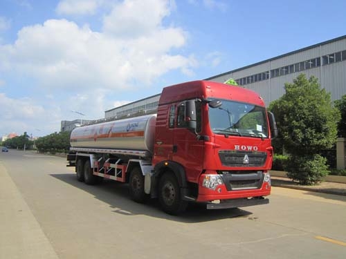 LG5311GYYZ5型运油车13635733504